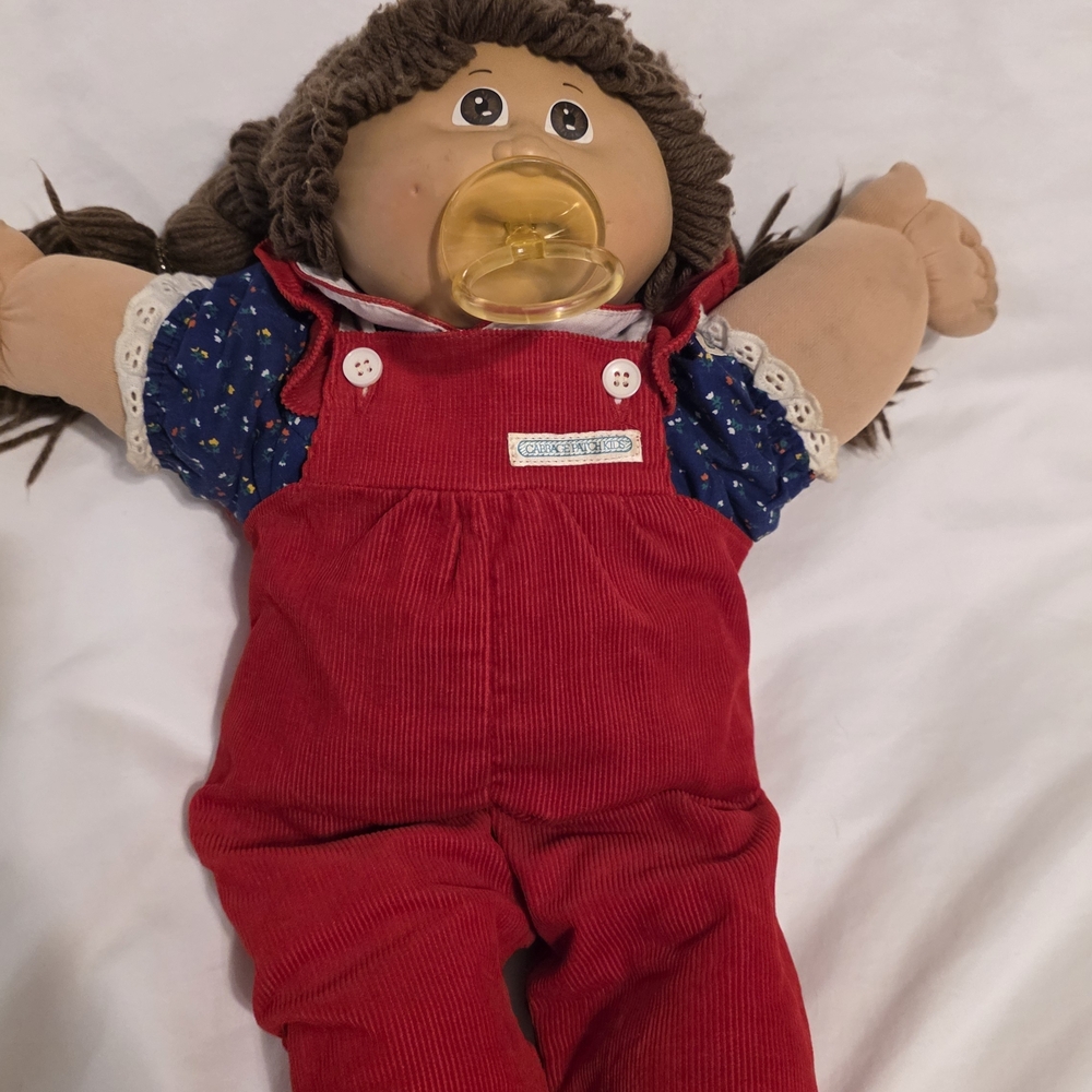 1984 Cabbage Patch Kids Brunette Doll